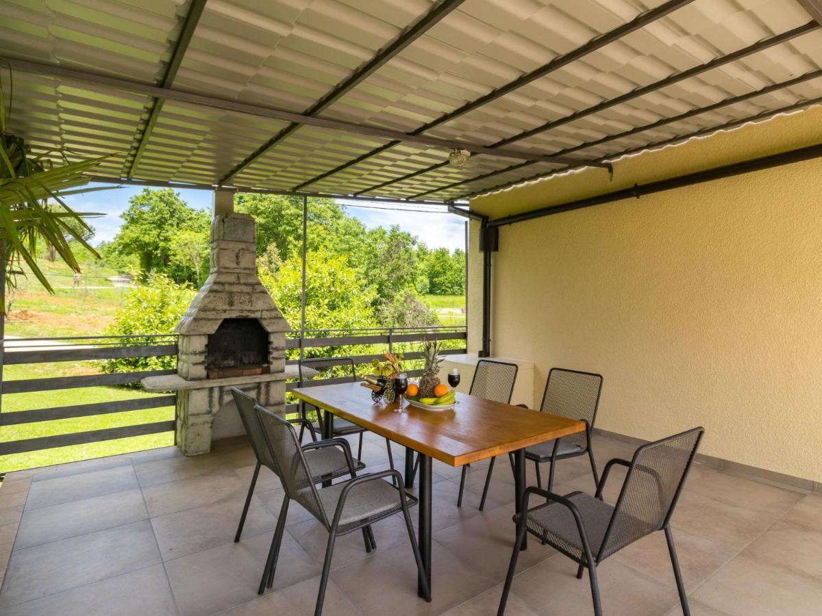 Holiday Home Larisa - Ipc141 By Interhome Pićan Exterior foto